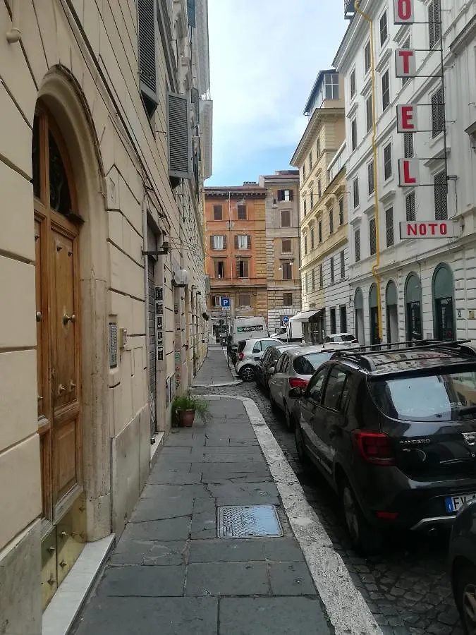 Soggiorno Emanuela Rome